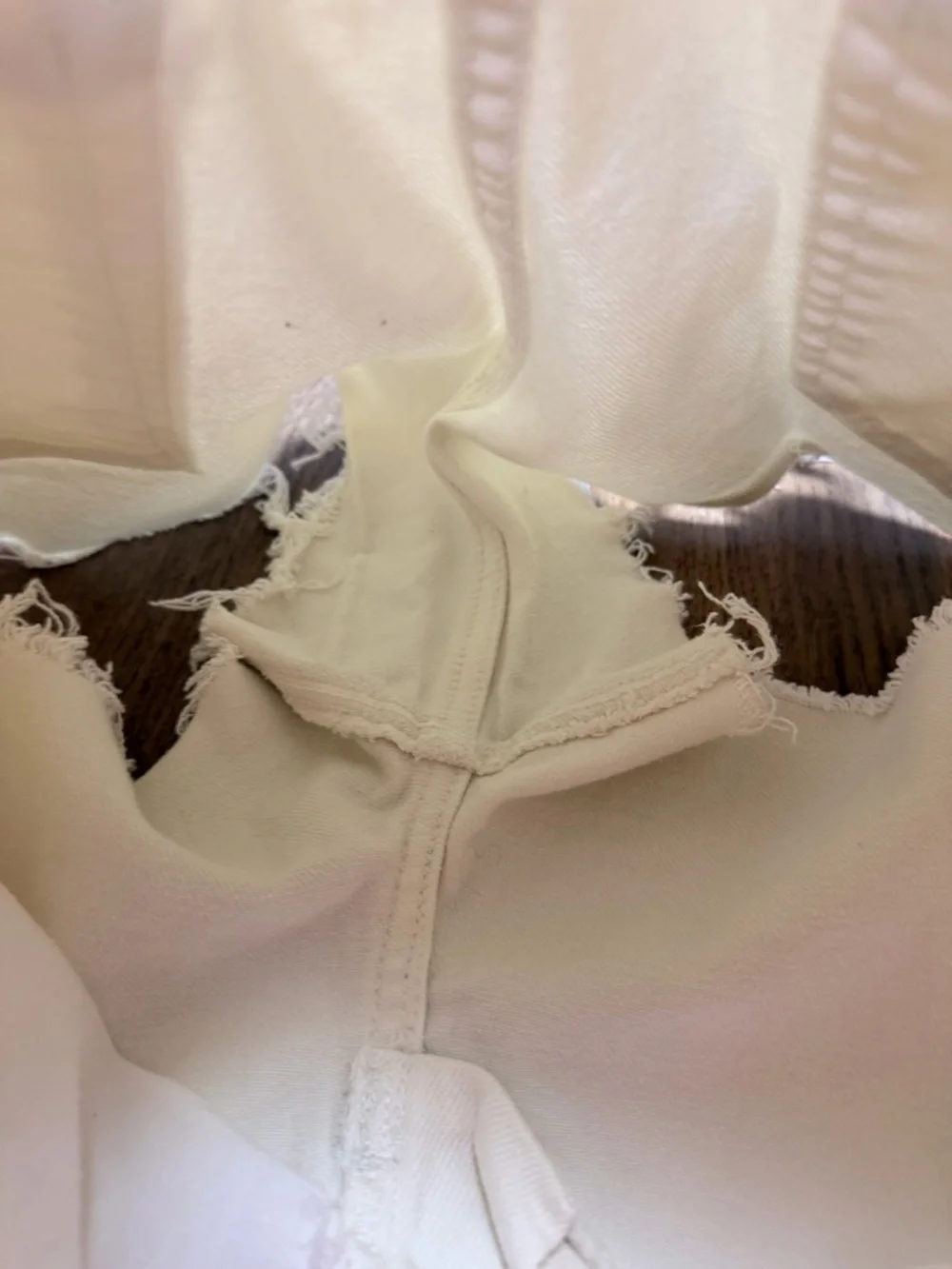 Cello trendy white